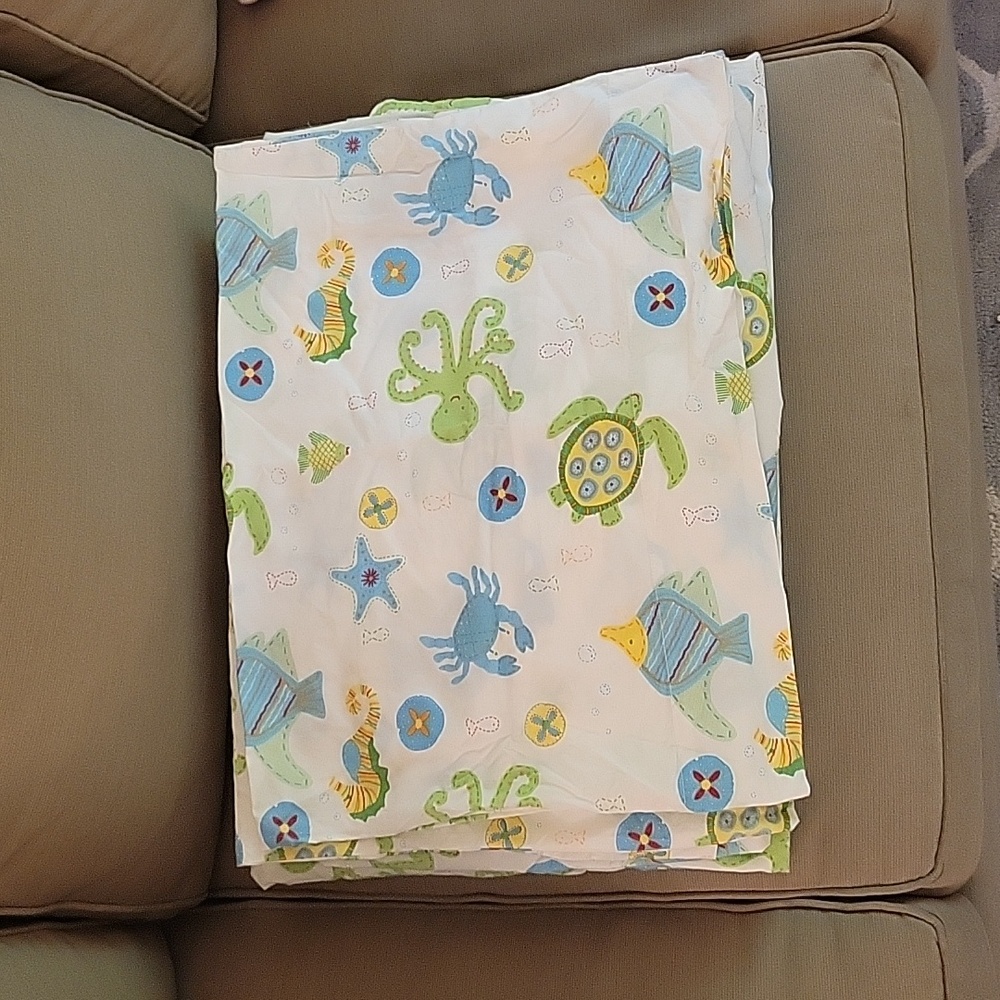 Full sized sheet set, Pottery Barn Kids 100% cotton.